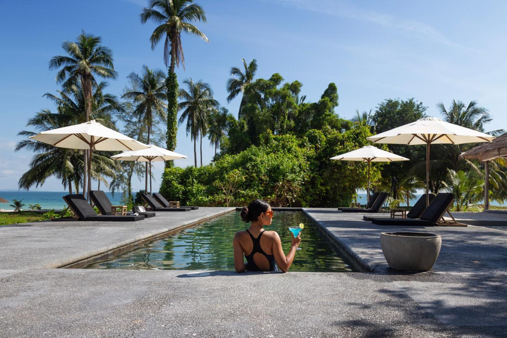 Hotel Tamu Koh Rong Pagoda Beach Exterior foto