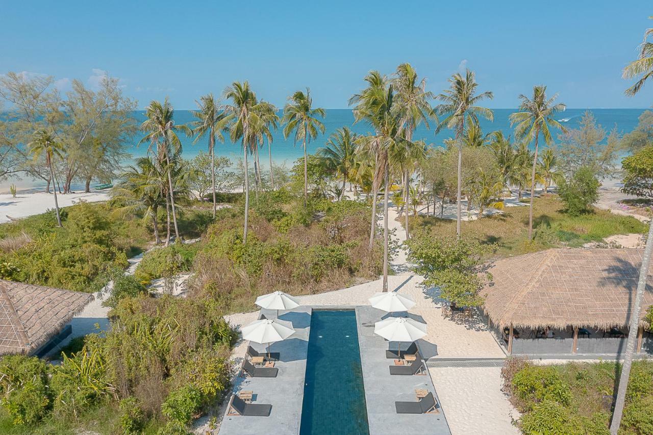 Hotel Tamu Koh Rong Pagoda Beach Exterior foto
